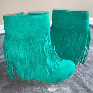 Rainbow/Seafoam Green/Suede/Fringed/Wedge